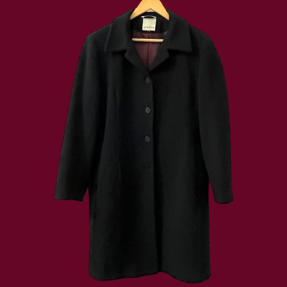 Anne Klein Black Peacoat / 100% Wool / Women’s Size 10/12 (tag cut)